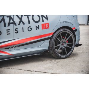 Maxton Design Robuste Racing Seitenschweller Ansatz für für + Front Stoßstangen Racing Flaps passend für Ford Fiesta Mk8 ST / ST-Line schwarz Hochglanz